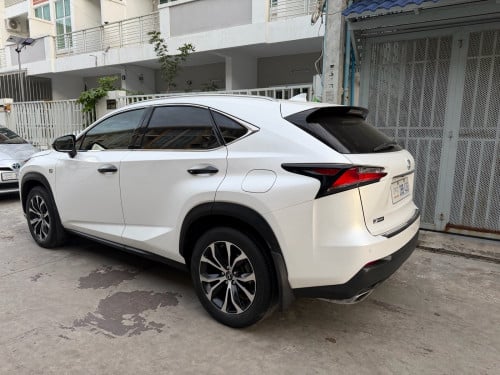 NX200T 015 F sport គុជ៣ 7បូតុង ម្ចាស់ដើមទី១