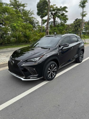 NX200t F Sport សុីន​ options NX300 ពិន្ទុ​ 91