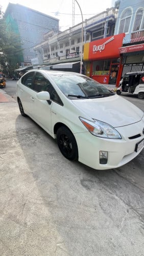 Prius 2010 option4 2BU