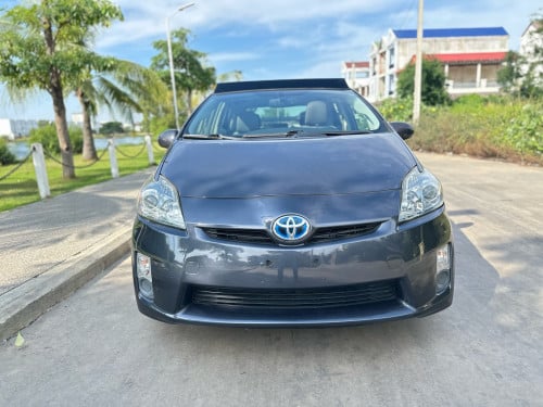 Prius 2011 option 4 សូឡា (6ម៉ឺនម៉ាយសុីន)