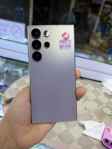 Samsung s24ultra 256G ក្រុមហ៊ុន sim2 ស្អាត99.99%