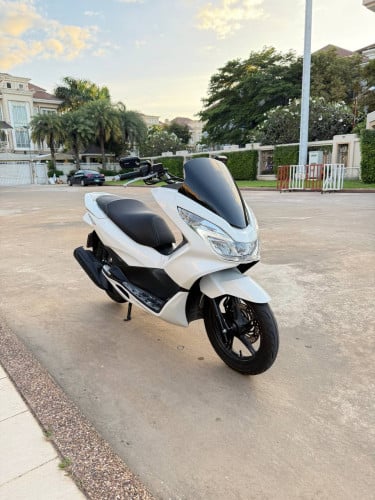 Sell 2016 PCX 150CC