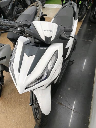 Sell Honda Vario 023 have tax Paper New