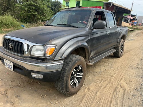 Tacoma 03 prado