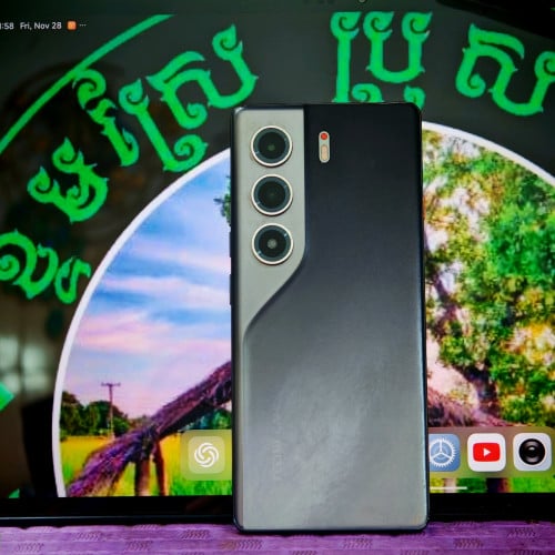 Tecno Camon 40Pro 4G (វៃដូរបាន)មានធានាច្បាស់លាស់ត្រឹមត្រូវ