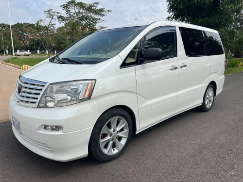 Toyota Alphard 04/V6/pong1(ឡាននៅភ្នំពេញ)