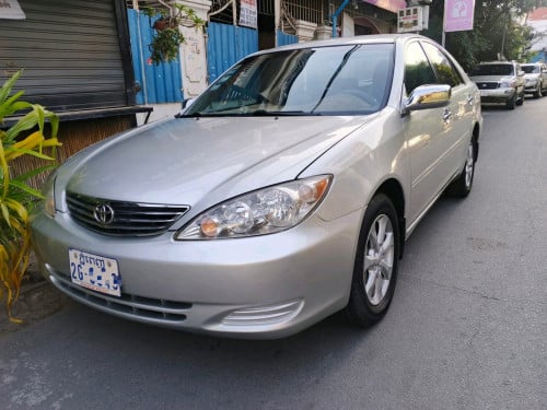 TOYOTA CAMRY LE ABS ឆ្នាំ02 លក់8500$