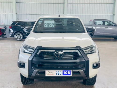 Toyota hilux Rally 2022Full option ឆ្វេងសុីនចូលតាមក្រុមហ៊ុន Toyota
