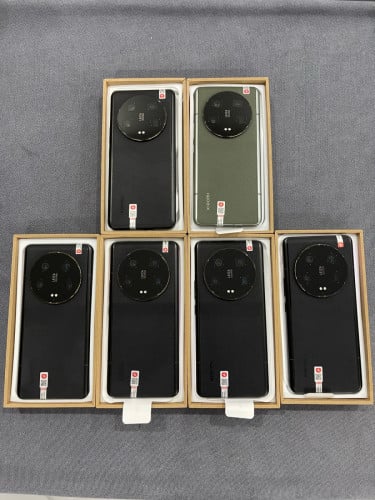 Xiaomi 13 Ultra 12/256 315$ 16/512 335$