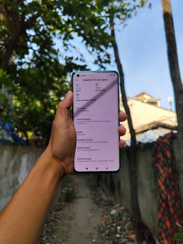 ម៉ាស៊ីនអត់ដែលជួសជុលអេក្រង់ស៊ីនរបស់ក្រុមហ៊ុន