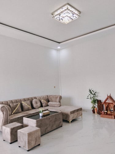 ផ្ទះសម្រាប់ជួរជាខែសម្រាប់បងៗដែលនៅក្រៅប្រទេសដែលចង់ជួបផ្ទះដាច់