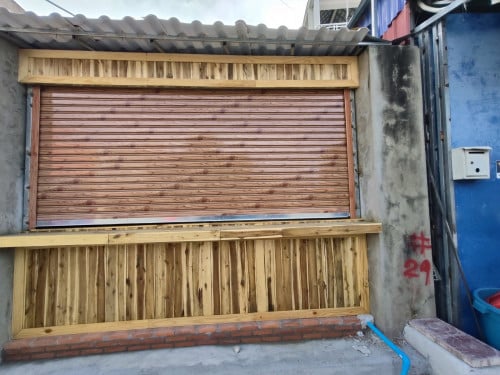 ហាងកាហ្វេដាក់ជួល