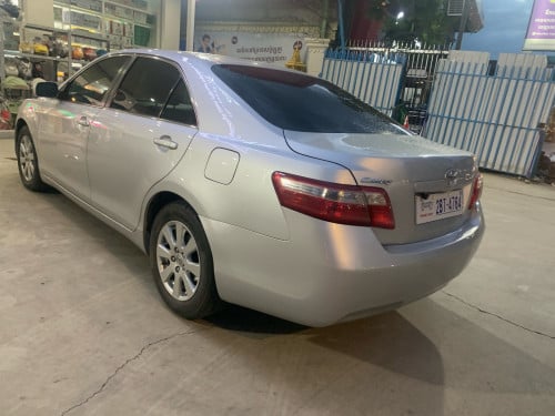 ឡាន​  លក់