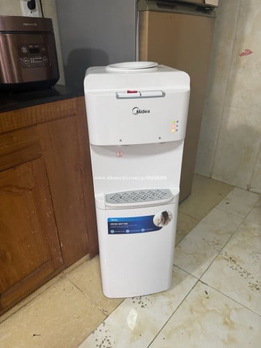 ម៉ាស៊ីនចំរុះទឹក