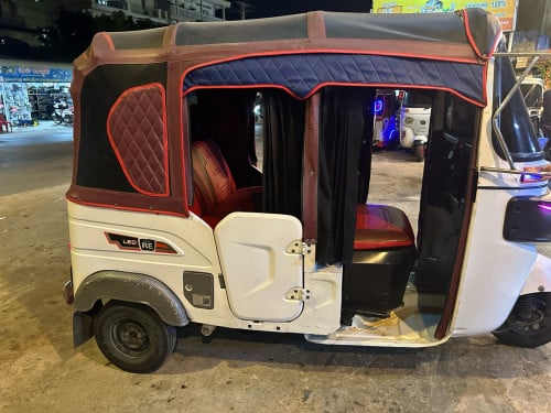 លក់បន្ទាន់022