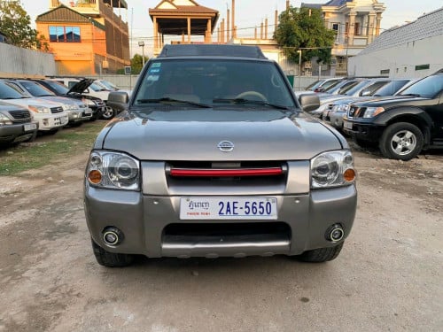 និសានឆ្នាំ/03/សាំងហ្គាសឡានស្អាតថ្មី