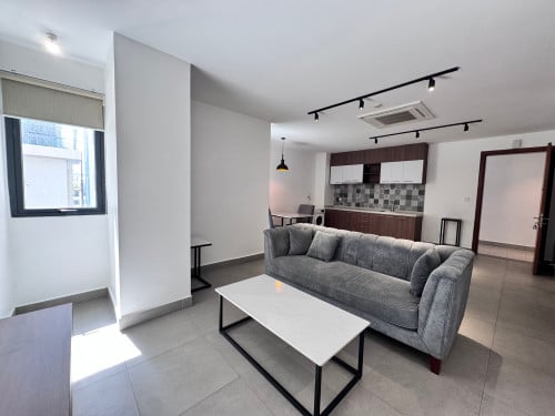 𝐅𝐨𝐫 𝐑𝐞𝐧𝐭: 1-Bedrooms Apartment – BKK1 Located !!