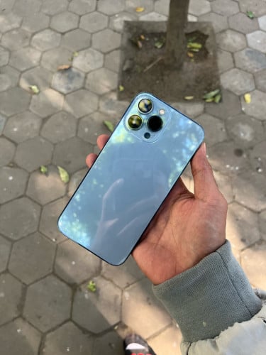 លក់ 13pro max 128g នៅសណុំដូរថ្មមួយ