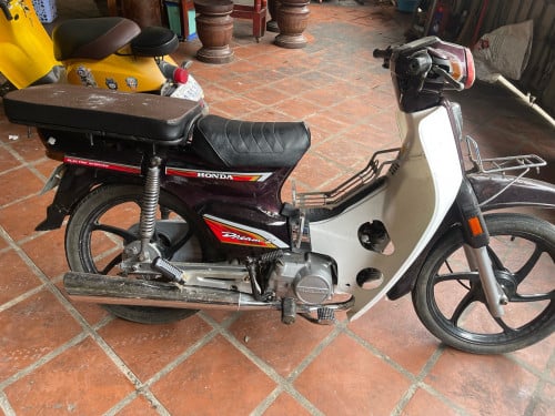 ម៉ូតូលក់420$