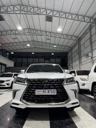 លក់​ 570 021 Super sport full optionធានា​ថ្នាំ​សុីនមួយជុំ​ ម្ចាស់ដេីម​ផ្ទាល់​ទិញ​ថ្មី​ខ្លាញ់​គោ​ សោ2