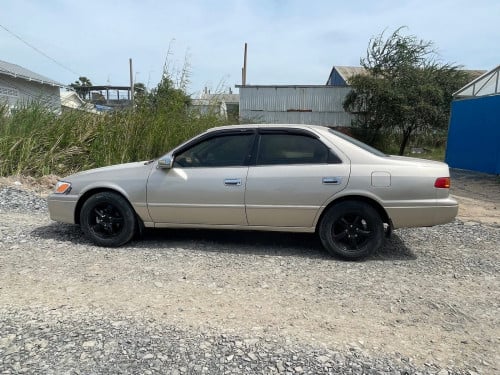 ឆ្លាមឆ្នាំ99ឡានស្អាតអត់បុកអត់ប៉ះលក់ប្រញ៉ប់តម្លៃ55ចចារ