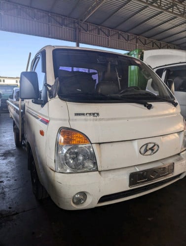 ឡានលក់ Porter ||