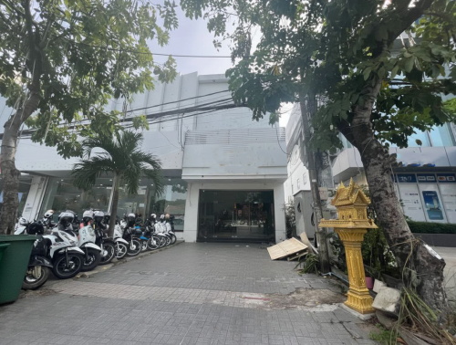 ហាងសម្រាប់ជួល | Shop for Rent