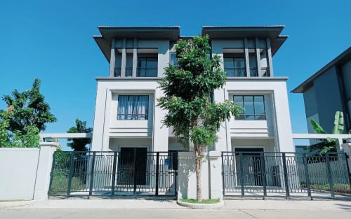 🏡Twin-Villa For Rent Price: 1,500$ Borey Chipmong Grand