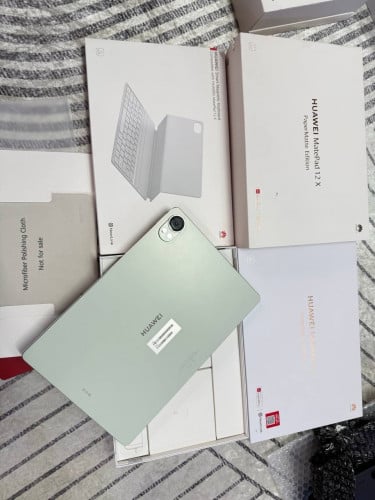 📲📲📲 :Huawei Mate pad 12X Ram  12G Rom 256G   អត់ប៊ិចColor : Green& white 99%Price: 399$