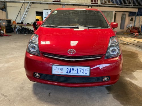 🚔 ឃ្លាំងលក់រថយន្ត សេម អូតូ ខា💰មានសេវាកម្មបង់រំលស់100% បង់120$-190$🚗Toyota  Prius  Full option