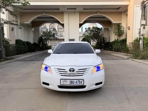 08 LE ក្នុង​លឿង​ ឡាន​ស្អាត​រៀប​ចំ​ហើយ​ម៉ាអេម