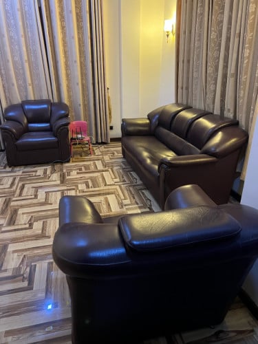 Almost new sofa set for sale