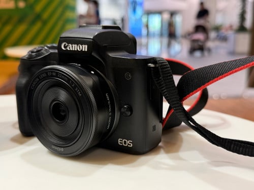 Canon EF-M 22mm f2.0