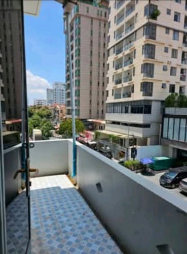 Corner Apartment 48m² (Top Floor) + office 30m2