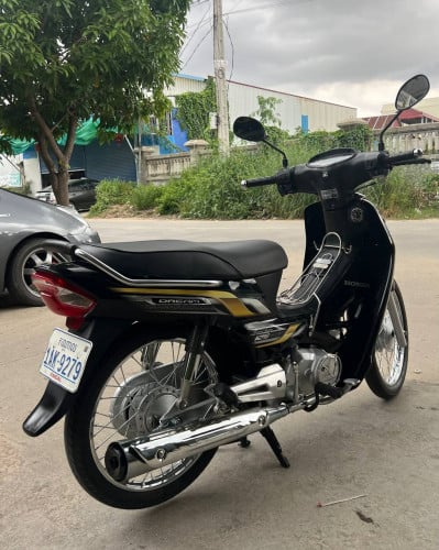 Dream2021 លក់188០ម៉ូតូស្អាតសំណុំ ម៉ាស៊ីនហាប់ណែន ធានាមកមើលមិនខុសចិត្ត