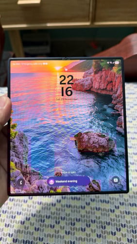 Fold 6 (512Gsim2ក្រុមហ៊ុន) របស់ប្រេីផ្ទាល់ 97%