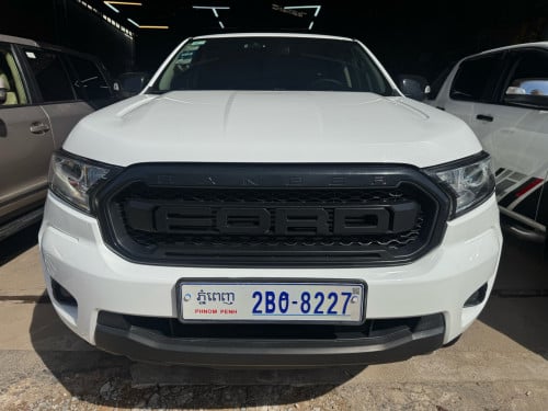 Ford ranger XLT 2022 ហ្សុីនមួយជុំម្ចាស់ដើម