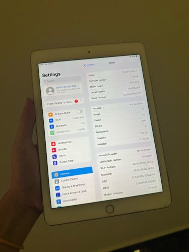ipad air 2 128gb sim wifi scan gold 140$