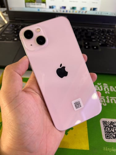 iPhone 13 New 99.95% LL/A 128GFree case Screen adapter charger and delivery