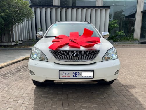 Leuxs Rx350 2007 half full ប៉ុង១