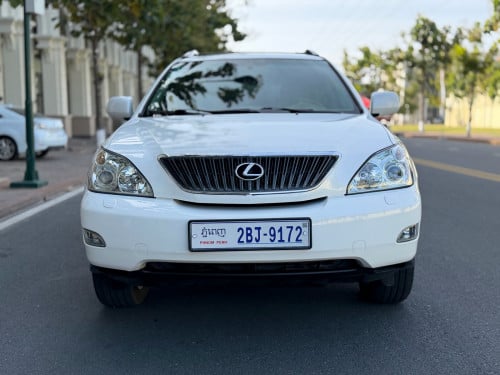 Lexus RX330 ឆ្នាំ 05 H full ប៉ុង2 ក្នុងលឿង