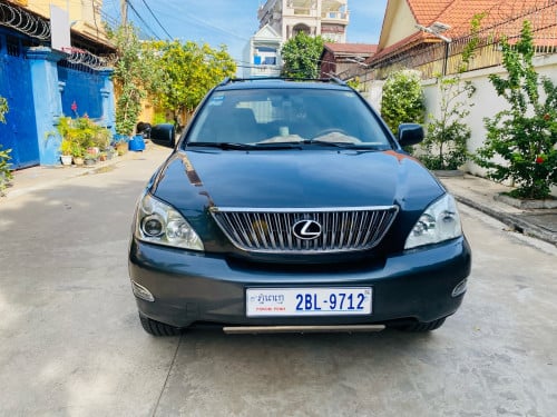 Lexus RX330 h full ប៉ុង2ម្ចាស់ដើមម្ចាស់ប្រើថែណាស់