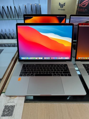 MacBook Pro 2019 15.4”