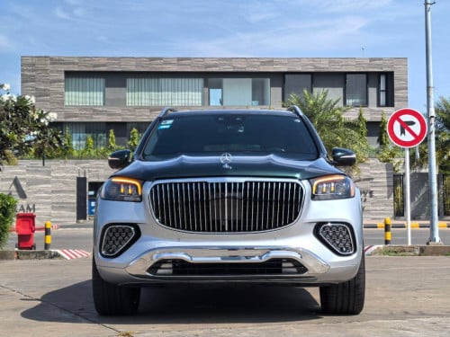 Maybach GLS 450 ឡើង GLS600