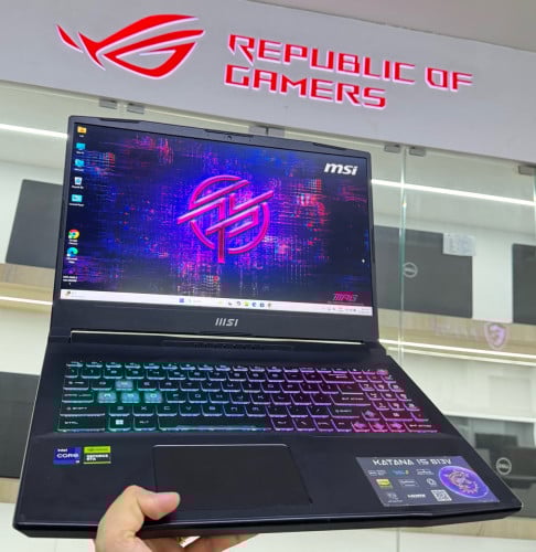 MSI Katana 15 B13VGK / i9-13th / 16GB / M.2 1T / RTX4070 (8GB) / 15.6”(2K)165hz / RGB