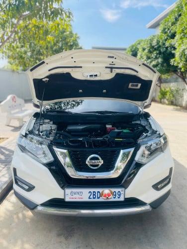 Nissan X-trail SUV 2019 ​