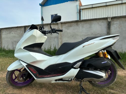 PCX 2024 160 cc លក់ ឯកសាគ្រប់