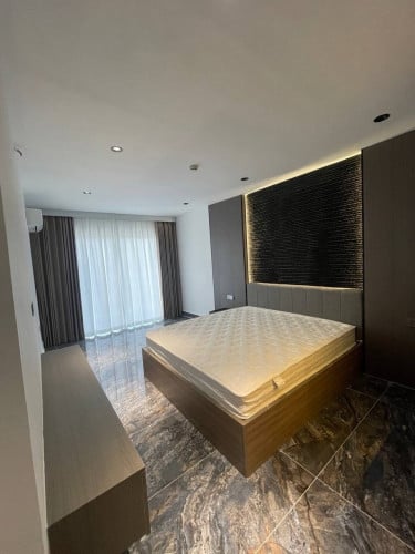 Penthouse for rent near china town