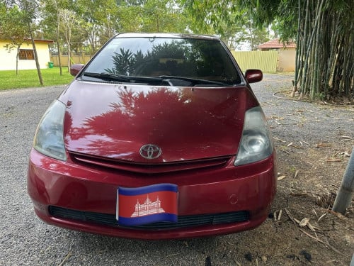 Prius 04 half-full ស្អាតជិះលេងម៉ាអេម