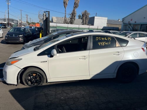 Prius 2012 Solar Option 3 ដល់ផែ 21-12-25